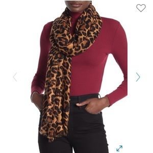 Nordstrom Rack Printed Animal print Wrap Scarf